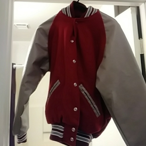 Jacket - Picture 1 of 2